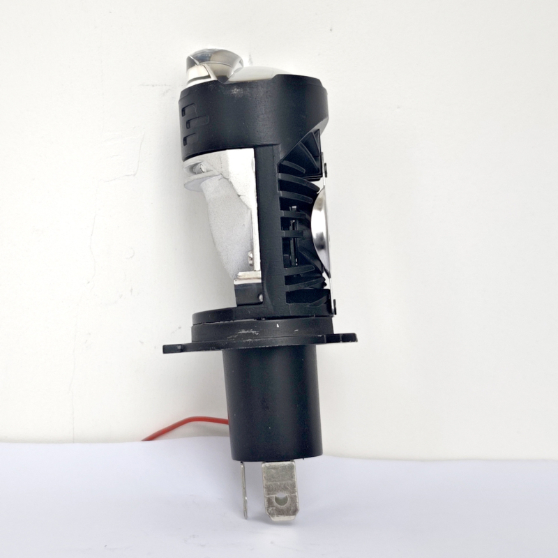 H4 LED automobilska svjetla s P5 matricom fisheye, integrirano daleko-blizu, devil eye, 45W, 12V, IP67, 5000-9000 lm