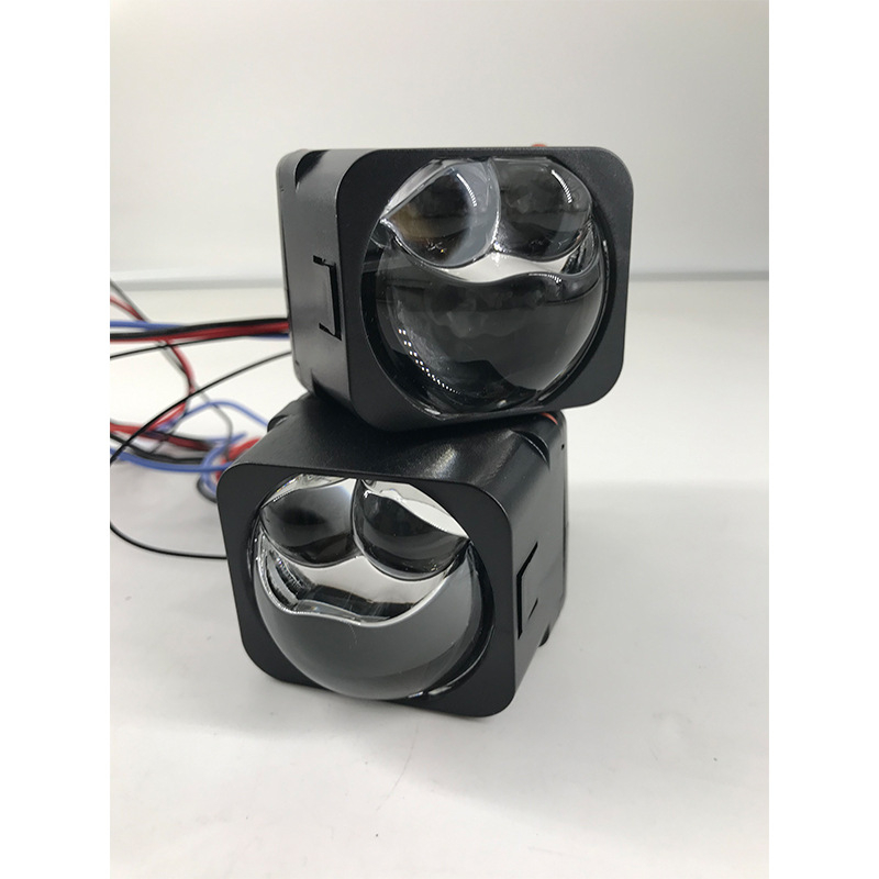 LED fényszóró lencsével, dupla közvetlen mátrix LED – 50W, 12V, 5000–7000 lm, élettartam 30 000 óra