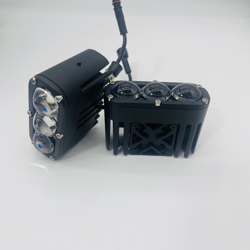LED svjetlo na rešetki s tri oka i svjetlo za maglu – univerzalno off-road vozilo, aluminij, 60W, 9-80V, 12000 lm, IP68