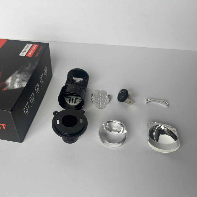 LED set za automobile H4 s dvostrukim lećama, aluminijsko kućište, 12V, 50W, univerzalna kompatibilnost