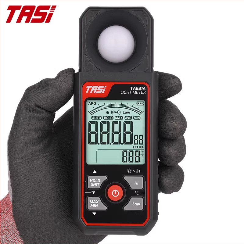 TA631 sorozat ipari minőségű digitális luxmérő — mérési tartomány: 300 000 lux — tápellátás: 3×1,5V elemek
