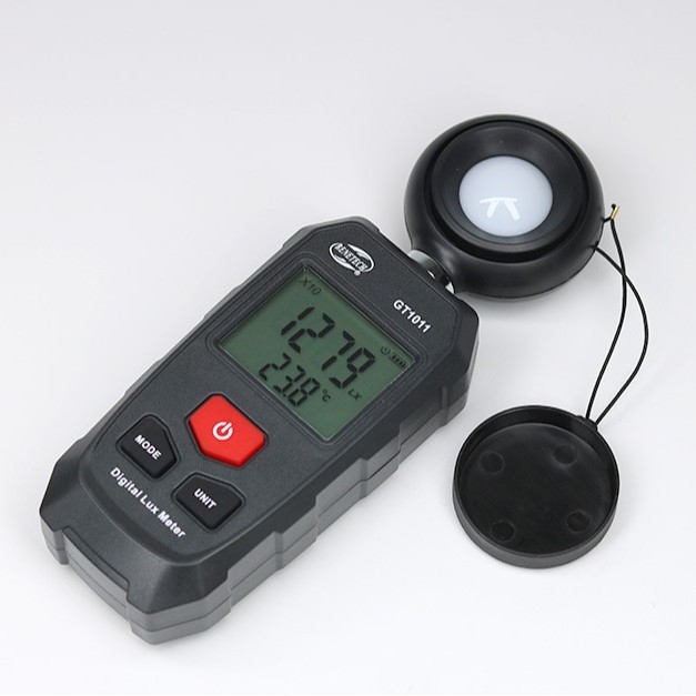 Benetech Nagy Pontosságú Digitális Fényerősségmérő, Kézi, Akkumulátorral Működik, Ipari Szintű