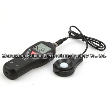 TL-600 luxmeter s USB záznamom, 20000 uložených údajov, CD softvér súčasťou