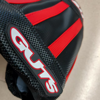 Guts Z300 PU bőr motorkerékpár üléspárna off-roadhoz, univerzális illeszkedés, csúszásmentes, vízálló