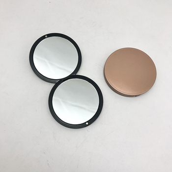 Ajándék tükör, hordozható, összecsukható, (mágneses dupla oldalú, 2x nagyítás, 7,5 cm átmérő)