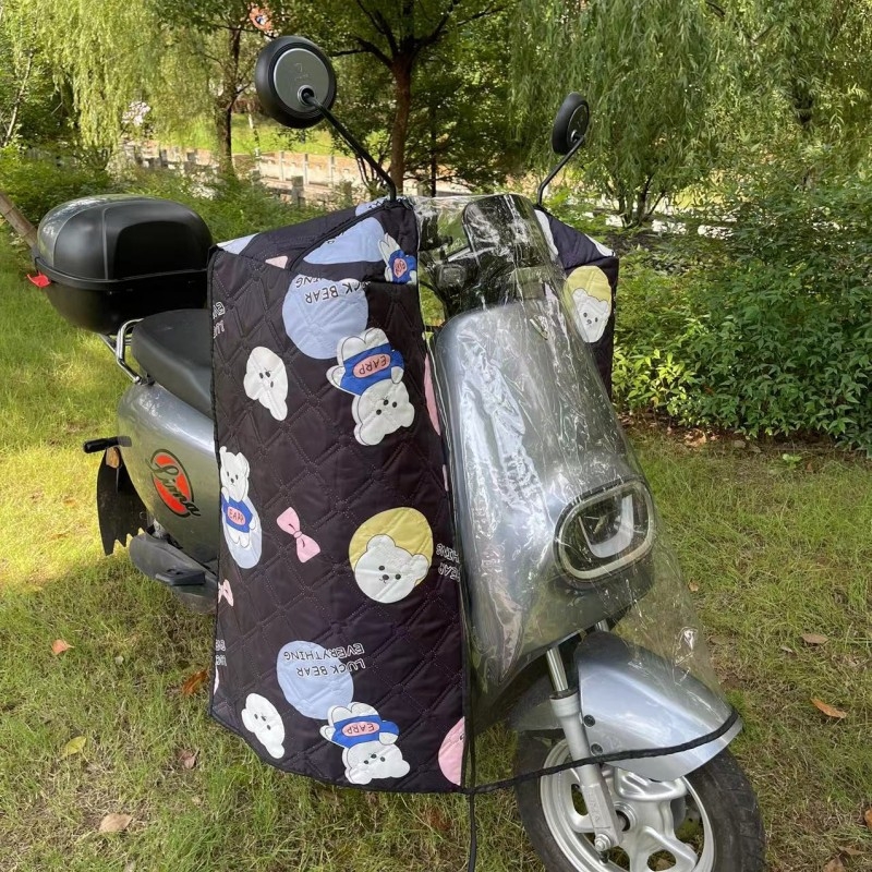 Vodootporni zaštitnik za električna vozila – Model 001, zaštita od vode, maksimalna udaljenost retrovizora do 85 cm