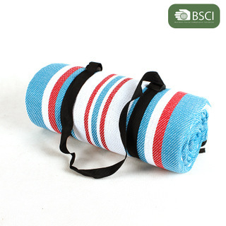 Piknik matrac kempingezéshez, nedvességálló akril szövettel és szivaccal, vízálló PEVA-vel; súly 850 g; 6 személy számára; modell Reel