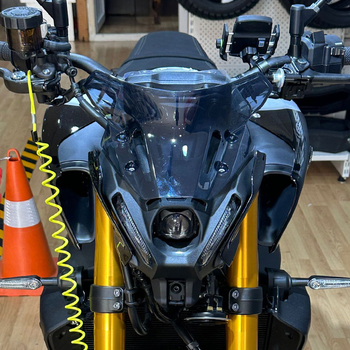 Poklopac difuzora prednjeg vjetrobrana Yamaha MT-09 FZ09 MT-09SP - ABS plast, zaštita od vjetra, dodatak za prednje staklo