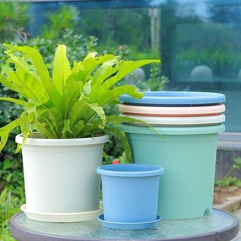 Plastična posuda za biljke s prozračnim dizajnom otvora i kontrolom korijena, pogodna za balkon i stolnu uporabu, izdržljiva