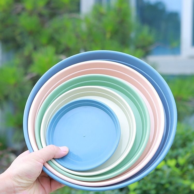 Plastična posuda za biljke s prozračnim dizajnom otvora i kontrolom korijena, pogodna za balkon i stolnu uporabu, izdržljiva