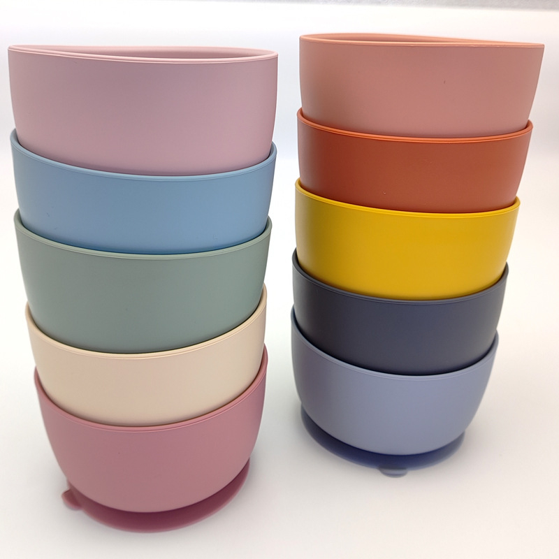 Παιδικό μπολ εκμάθησης από σιλικόνη, στρογγυλό, συμβατό με φούρνο μικροκυμάτων, επιφάνεια ηλεκτροπλακασ, μοντέρνος μινιμαλιστικός σχεδιασμός