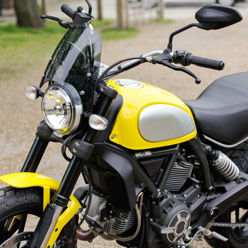 Parbriz frontal pentru Ducati Scrambler 400/800 (2015-2021) - Material: PC plastic - Compatibilitate: Ducati Scrambler 400/800 (2015-2021) - Stil: Windshield