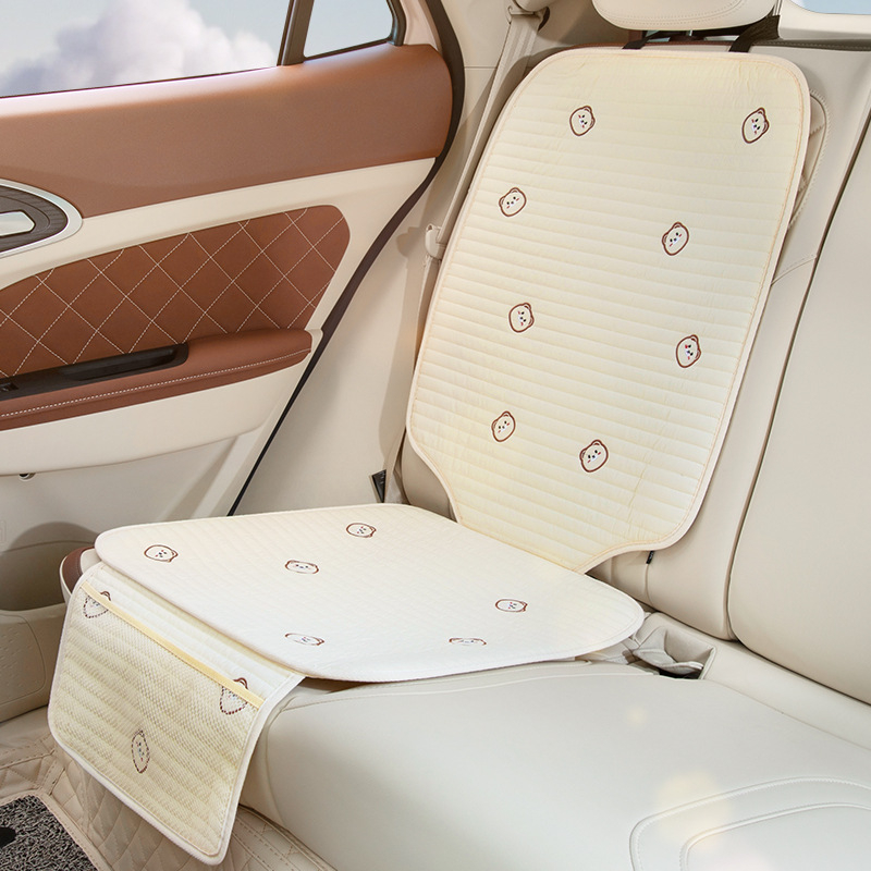 Autó gyermekbiztonsági ülésvédő párna - vastagított csúszásmentes párna, poliészter felület, töltet szintetikus rostokkal, univerzális illeszkedés