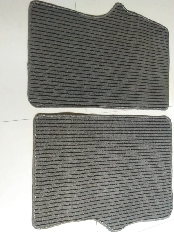 Μπροστινά χαλάκια πατώματος αυτοκινήτου – λινό υλικό, ενιαίο σχέδιο, δυνατότητα προσαρμογής