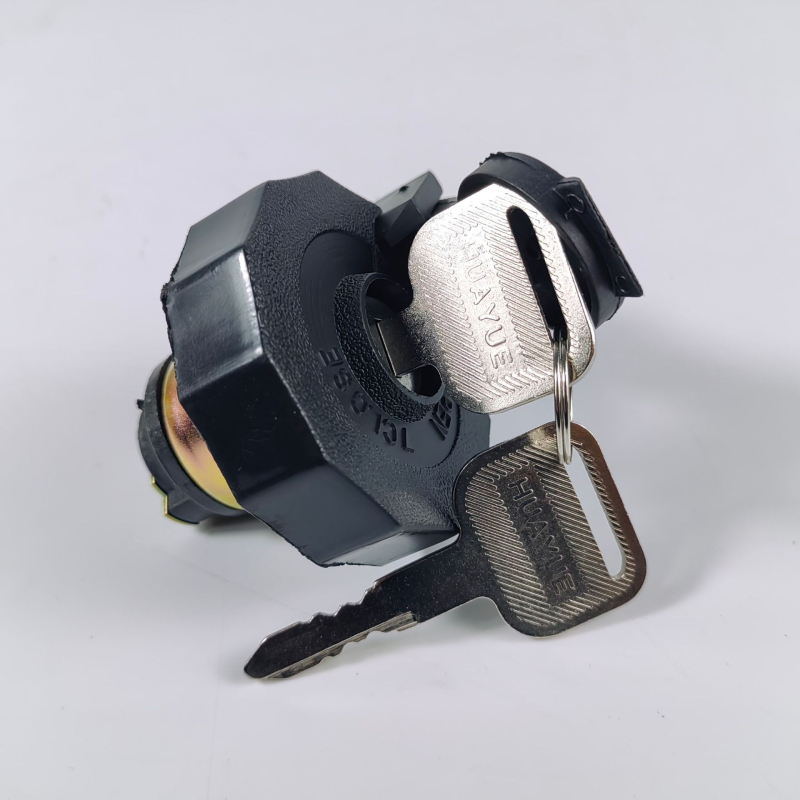 Capac rezervoar combustibil pentru Isuzu, JMC și Qingling Emperor camion ușor, model 100P600P Kaiyun, cod 028