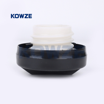 Capac rezervoar combustibil MB400395/MB846770/MR135580/MN106160 pentru L200/L300 (1996-2007) – Plastic KOWZE