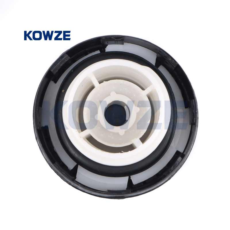 Capac rezervoar combustibil MB400395/MB846770/MR135580/MN106160 pentru L200/L300 (1996-2007) – Plastic KOWZE