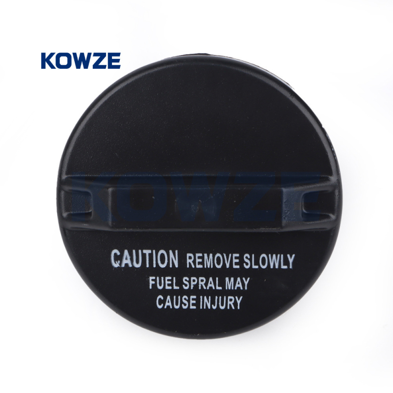 Capac rezervoar combustibil MB400395/MB846770/MR135580/MN106160 pentru L200/L300 (1996-2007) – Plastic KOWZE