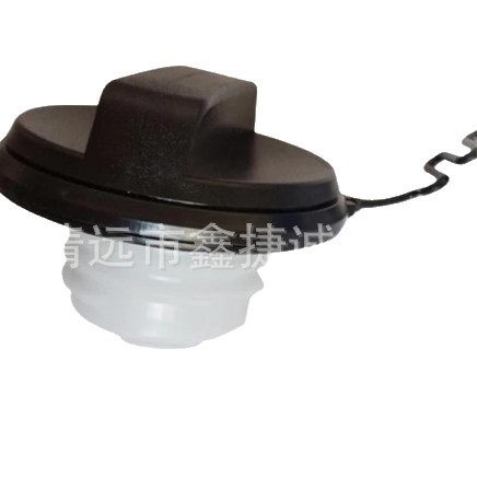 XJC Ford poklop spremnika goriva – Inženjerska plastika, modeli 1580852, 7S61-9030-CB, 7S619030CB