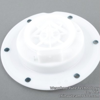 Kryt prístupu k nádrži paliva a horný kryt palivového čerpadla - Mercedes-Benz, plast, automatická prevodovka, modely: E350, C300, GLK350, E550, C350, E400, CLS400