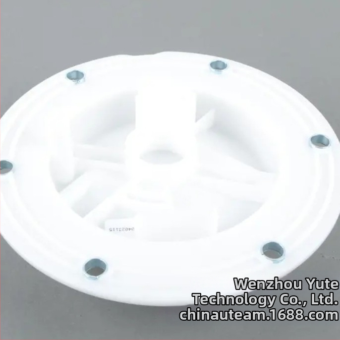 Kryt prístupu k nádrži paliva a horný kryt palivového čerpadla - Mercedes-Benz, plast, automatická prevodovka, modely: E350, C300, GLK350, E550, C350, E400, CLS400