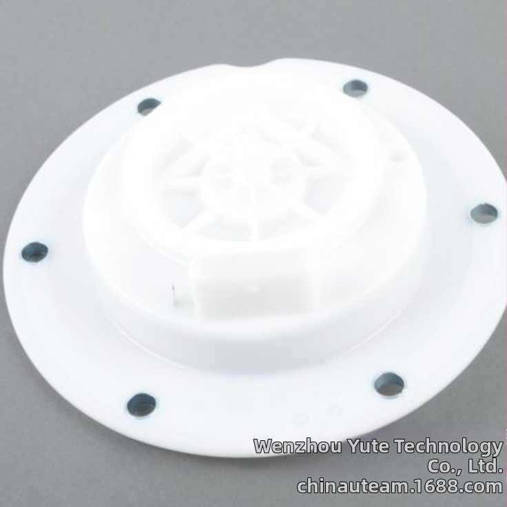 Kryt prístupu k nádrži paliva a horný kryt palivového čerpadla - Mercedes-Benz, plast, automatická prevodovka, modely: E350, C300, GLK350, E550, C350, E400, CLS400