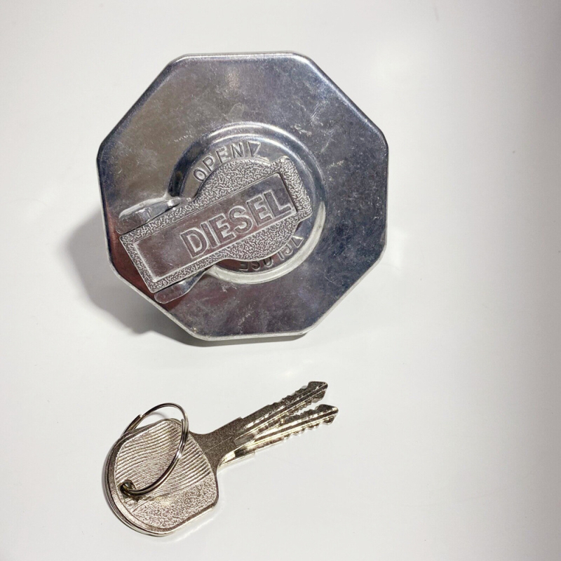 Poklopac spremnika goriva s zaključavanjem i ključem za ISUZU NPR75, NQR75, 700P – cinkova legura – Dijelovi 8980331570, 8982013690