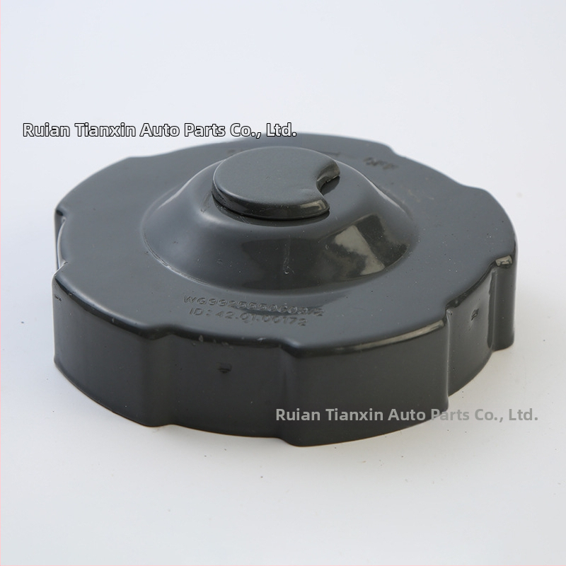 Železný kryt palivovej nádrže pre Howo T7H – proti krádeži zámok, Tianxin Auto Parts (Model 1; Prispôsobenie k dispozícii)