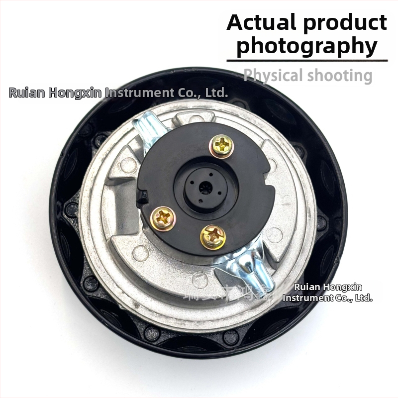 Uzáver palivovej nádrže pre CAT bagru modely 301.5, 302.5, 303, 304 a 301.7