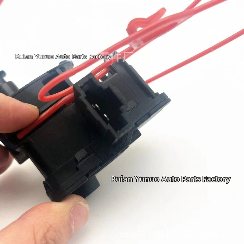 Yunnuo VW Touareg Motor pohonu dverí palivového nádrže 7P0810773F