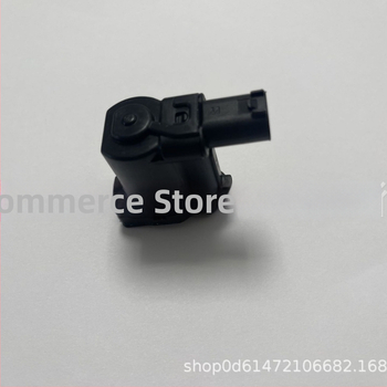 Motor zámku poklopca palivovej nádrže pre BMW, Land Rover a ďalšie — Plastová palivová nádrž, Výška 65, Príslušenstvo č.: 13435515