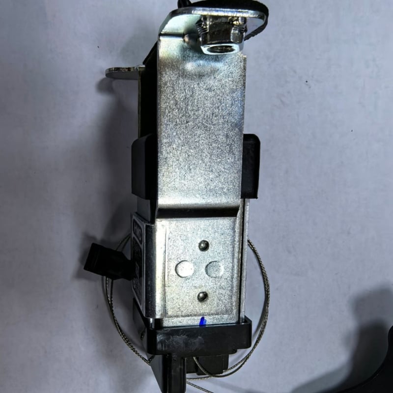 Cablu blocare capac rezervor, 957202 B000, YDN, compatibil Hyundai/Kia Santa Fe, din fier galvanizat