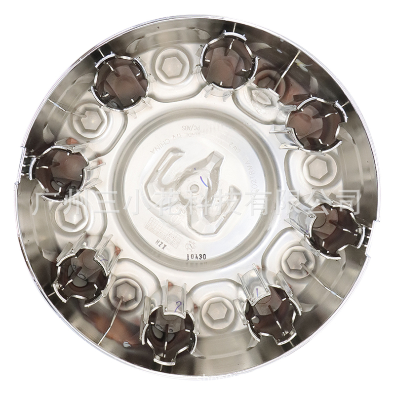 Aluminijska kapica središnjeg kućišta kotača za Dodge RAM pickup; materijal: aluminij; kompatibilni modeli: Dodge; marka vozila: General.