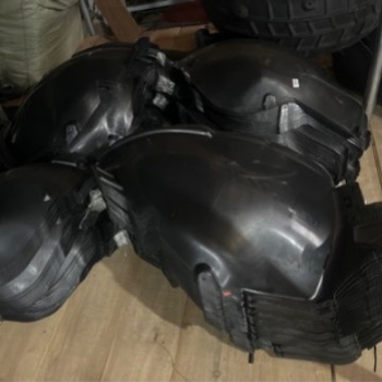 Unutarnja zaštita luka kotača – plastika, Model 11A 809 957A/958A, Za ID vozilo, Original Factory
