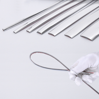 Autóablak díszléc, elektroplatált bevonattal, univerzális illeszkedés, ütközésvédő, automata váltós járművekhez