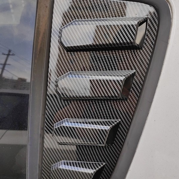 Stražnje trokutaste prozorske žaluzine za Suzuki Swift, ABS materijal, sve serije, ručni mjenjač