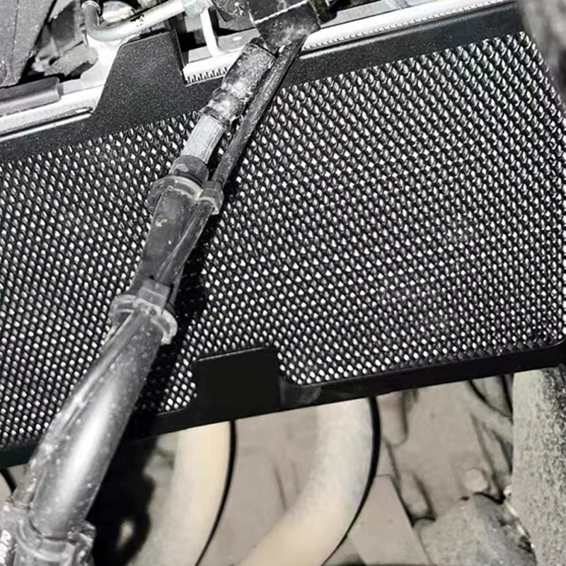 Aluminijski zaštitni poklopac radijatora Yamaha R3/R25 (2015–2022) - Xuanyu Knight Armor