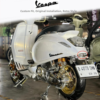 Zadný blatník Vespa Spring Sprint 150 – originálny, elektroplátovaný povrch, PVC materiál, model E80