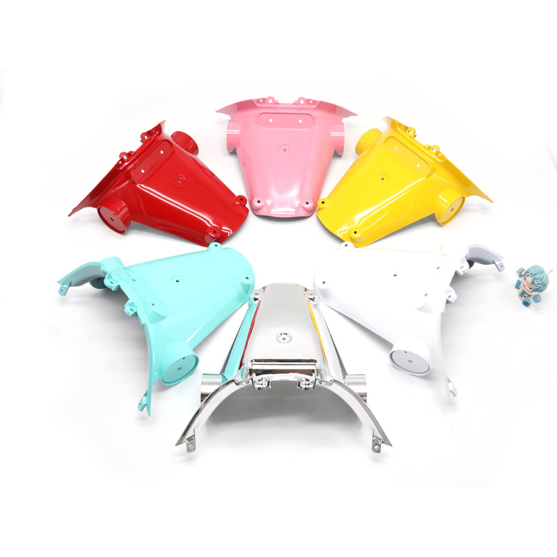 Vespa Spring Sprint 150 задна калник – оригинален, електроплакиран завършек, PVC материал, модел E80