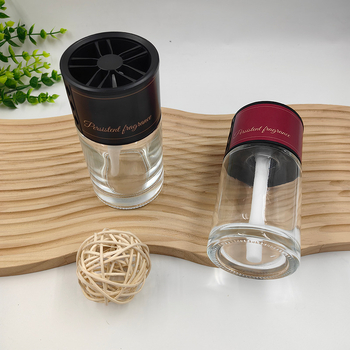 Μπουκάλι αρωματοθεραπείας αυτοκινήτου — κυλινδρικό μπουκάλι αρωματοθεραπείας, κρυστάλλινο γυαλί, κατασκευασμένο στο Xuzhou, Κίνα, μάρκα Chuangming Glass, επιλογές προσαρμογής