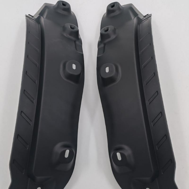 Fender za gumu S05 stražnji kotač – unutarnja obloga od plastike, neutralno, model 2025