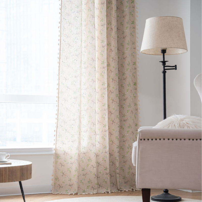 Κουρτίνα παραθύρου και κουζίνας με εκτύπωση λουλουδιών και φούντες, βαμβάκι, εκτύπωση, διαπερατότητα φωτός, μοντέρνο απλό στυλ