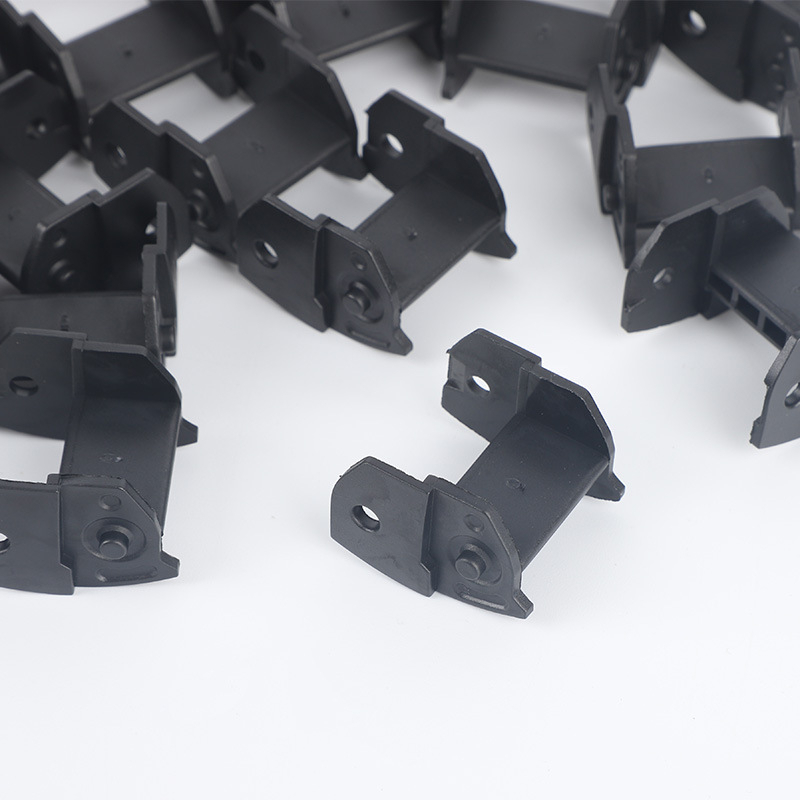 Műanyag ablakháló kiegészítők – csendes vezető nélküli lánc, modern minimalista stílus