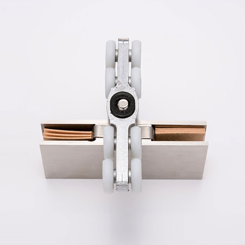 Négyzet alakú üveges ajtó függő görgő — Anyag: Vas/Rozsdamentes acél; Modell: 4015; Márka: Titanium Ya; Kötélbarázda sugár: 23; Feldolgozás: Mintavételes testreszabás