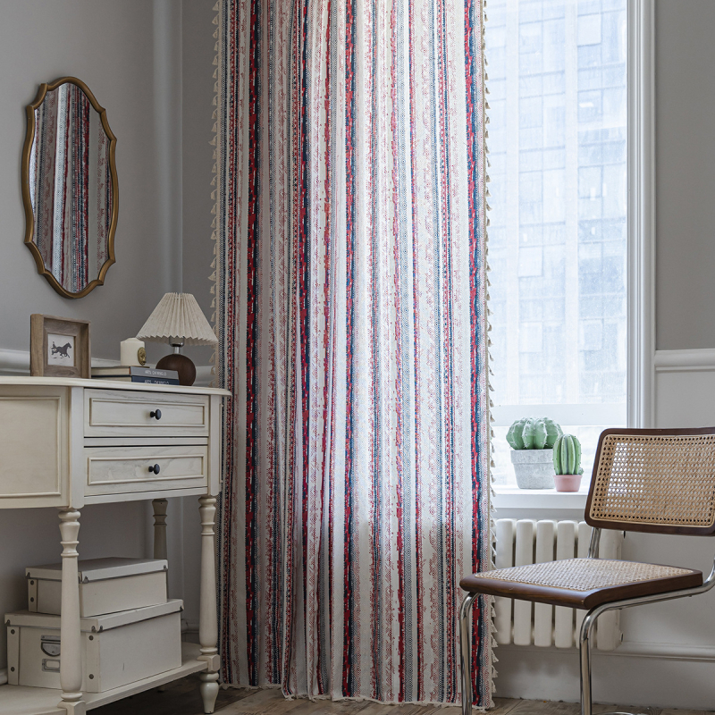 Κουρτίνα με φλοράλ εκτύπωση και φούντες, βαμβακερή, ημιδιαφανής, για γωνιακό παράθυρο