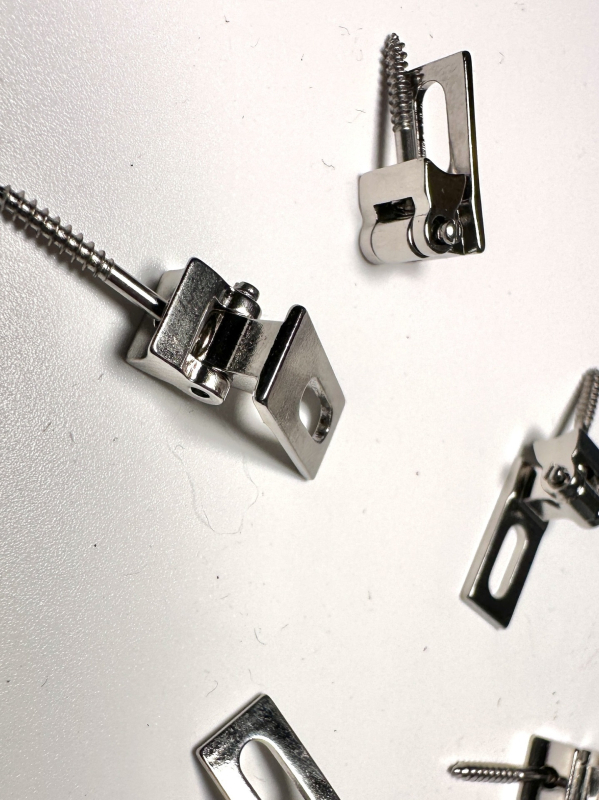 Σετ εξαρτημάτων γομφών περσίδων με συνδετήρες ράβδου έλξης και μικρές μεντεσέδες – για περσίδες και πόρτες – χωρίς δυνατότητα εξατομίκευσης, στυλ γενικό