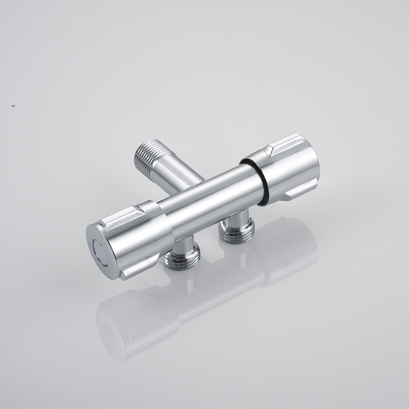 Zidni kupaonski faucet s čeličnim tijelom i bakrenim jezgrom ventila (radna temperatura 0–40°C; nazivni tlak 1).