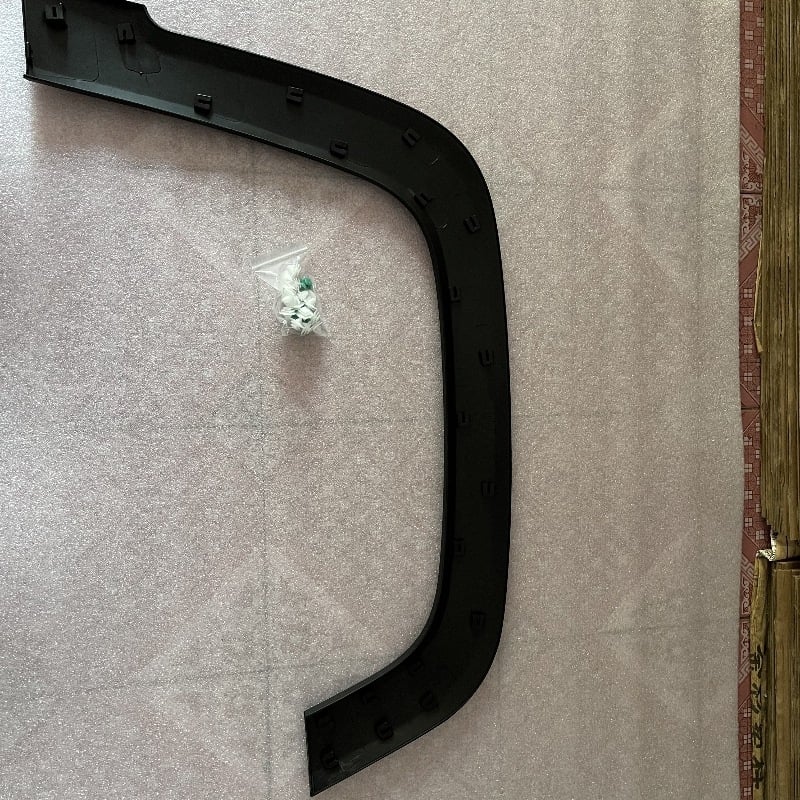 Proširenje obrva kotača od nehrđajućeg čelika za Jeep Renegade – prednje i stražnje, model Freeman, OEM stil