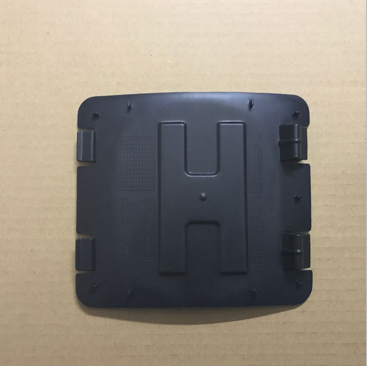 Plastični pokrov kalnika za prednju arkadu kotača za serije 1/3/4, modeli F30/F35/F20/F34