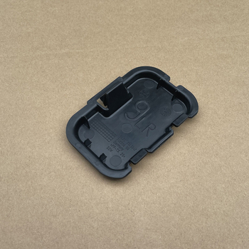 Калник за BMW 3 серия E90 – пластмасов